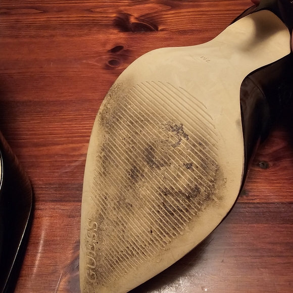Guess Black Patent Leather Shoes. Size 7 - Picture 7 of 7